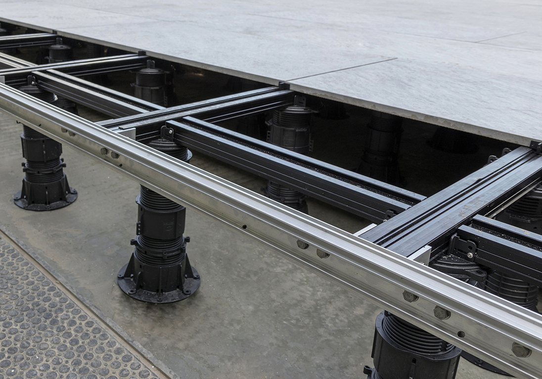 Buzon pavement support system of pillars and bars