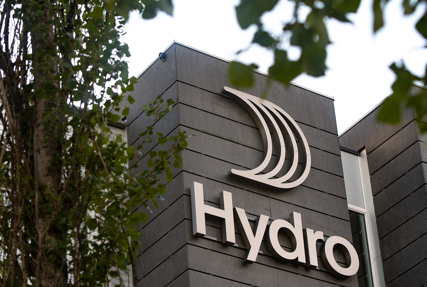 Hydro logo on a building