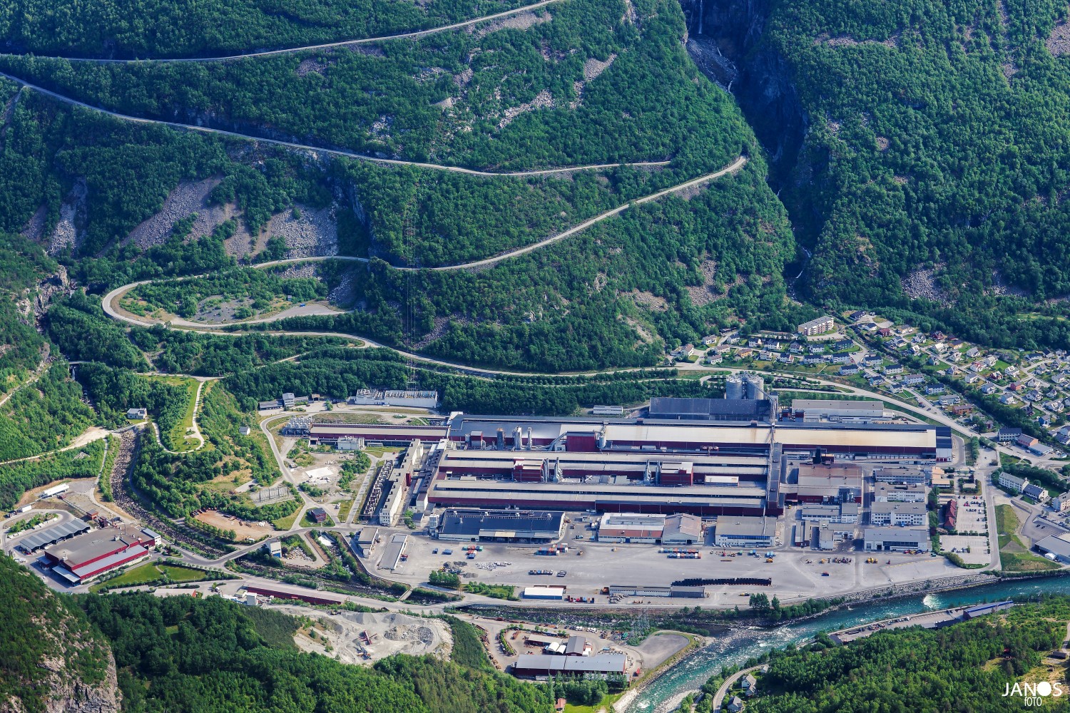 Aerial photo of Hydro Årdal